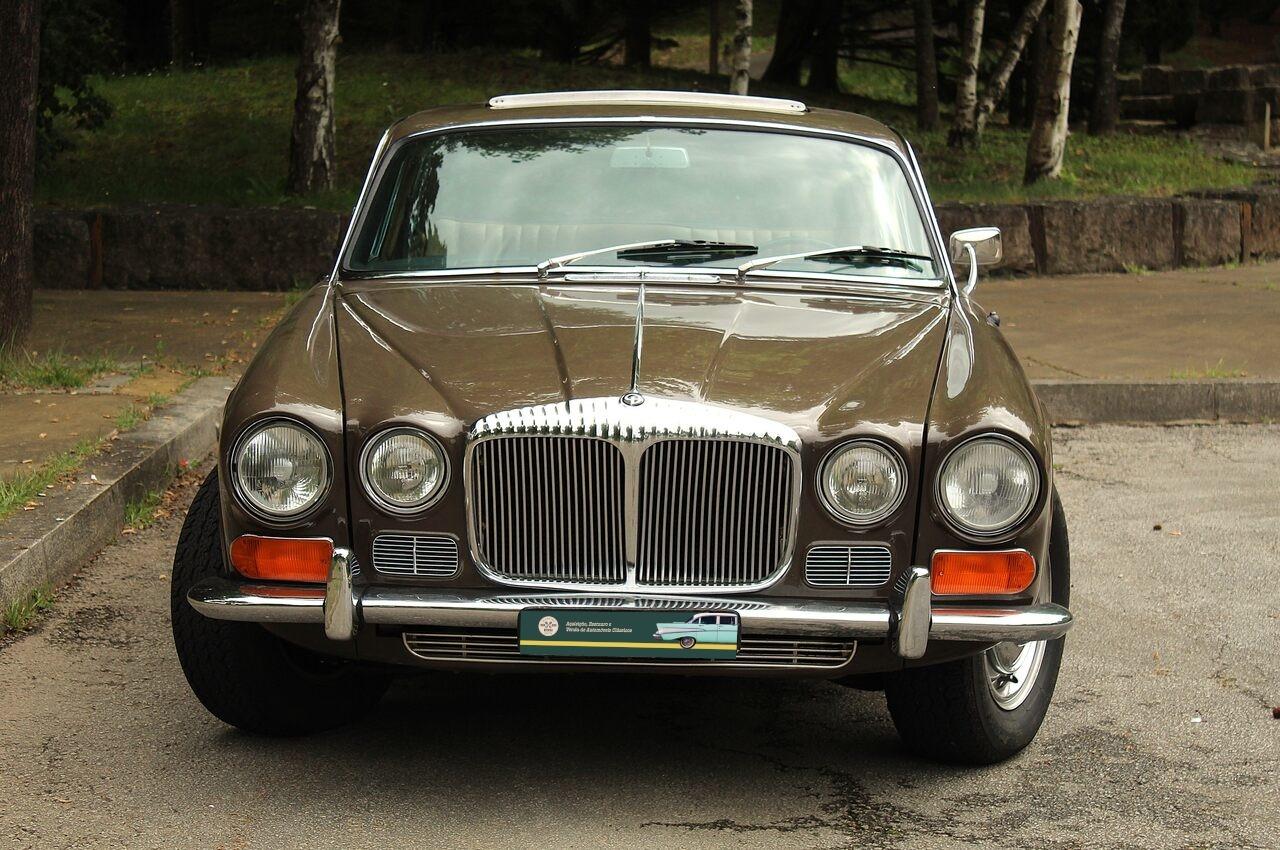 DAIMLER Sovereign 4.2 S1 - 1969 LesAnciennes.com