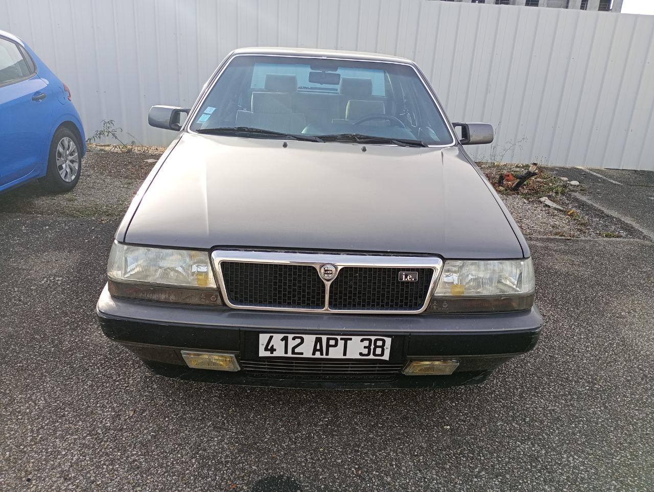 LANCIA Thema 2.0 IE - 1991 LesAnciennes.com