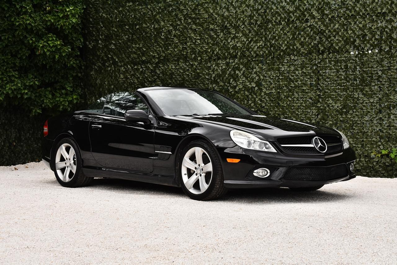 2009 Mercedes-Benz SL550 Convertible 5,5L V8 LesAnciennes.com