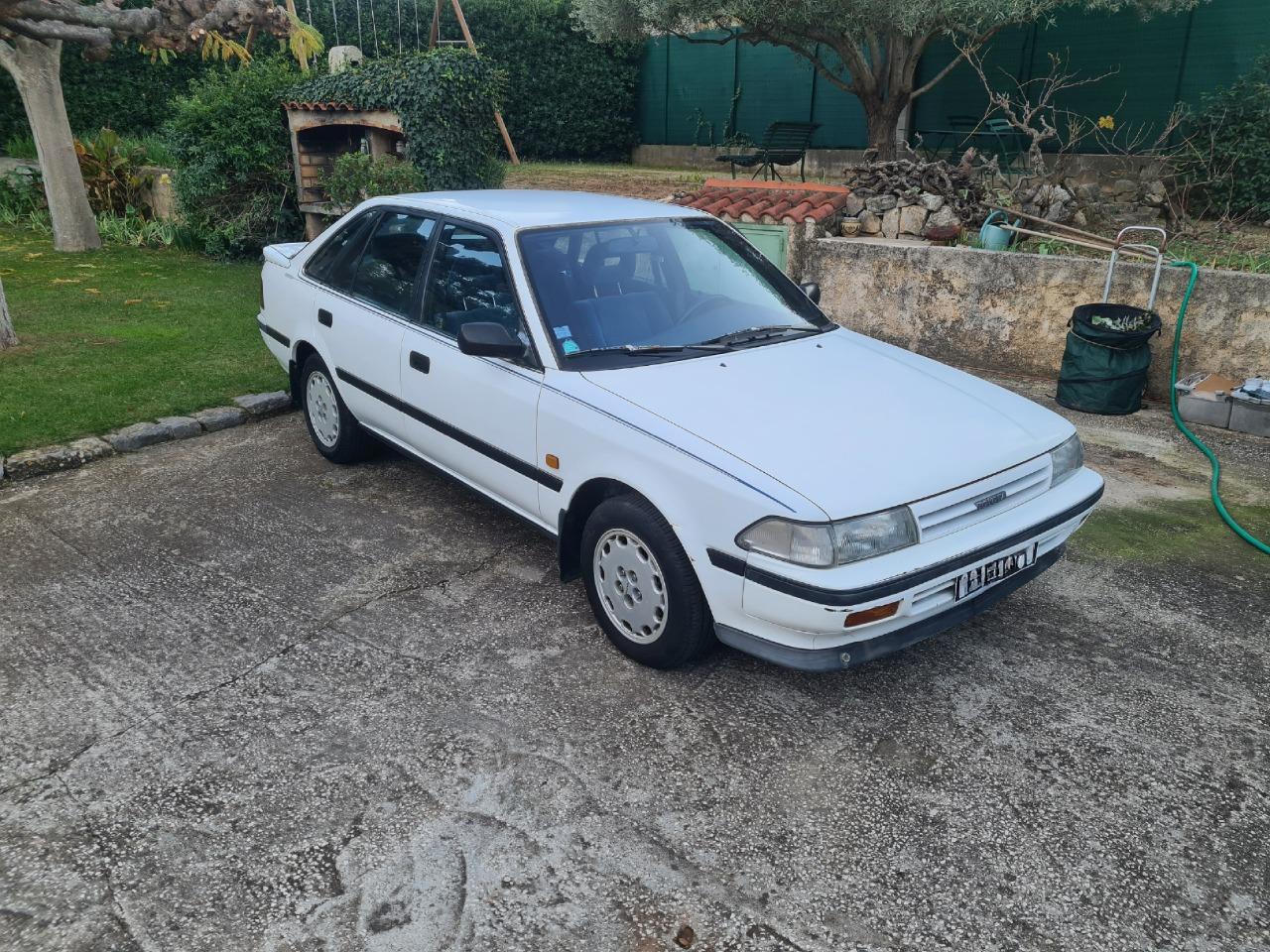 TOYOTA CARINA - 1991 LesAnciennes.com