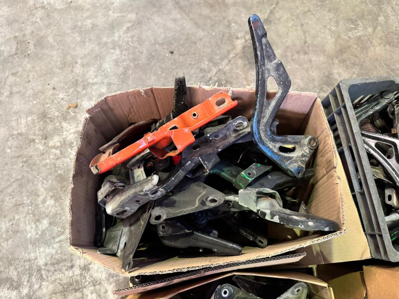 Charnières PORSCHE 911 LesAnciennes.com