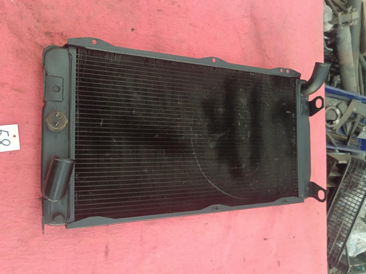 Radiateur d'eau pour Alfa Romeo Montreal LesAnciennes.com