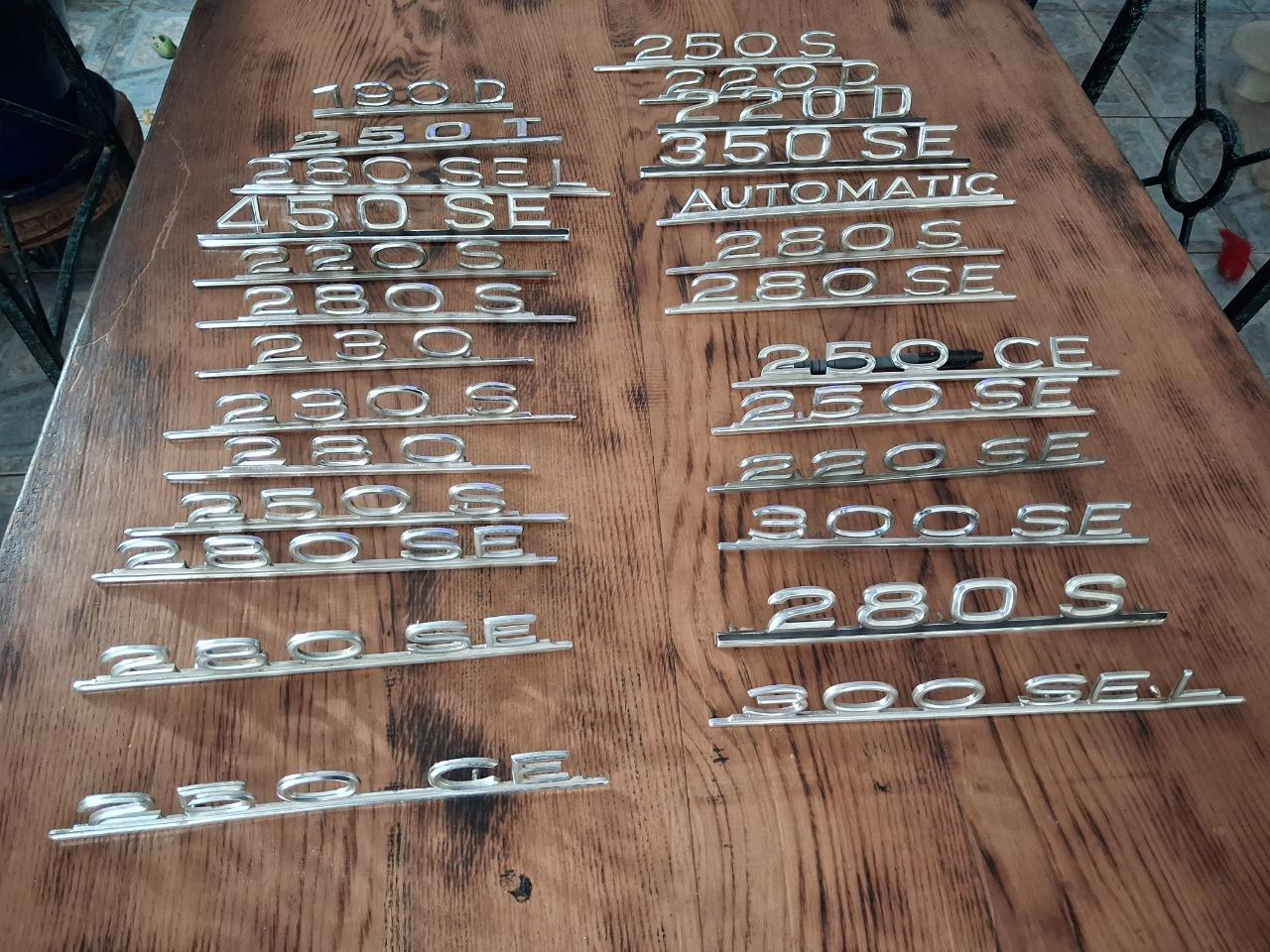 MONOGRAMMES MERCEDES ANNEES 60 / 70 LesAnciennes.com