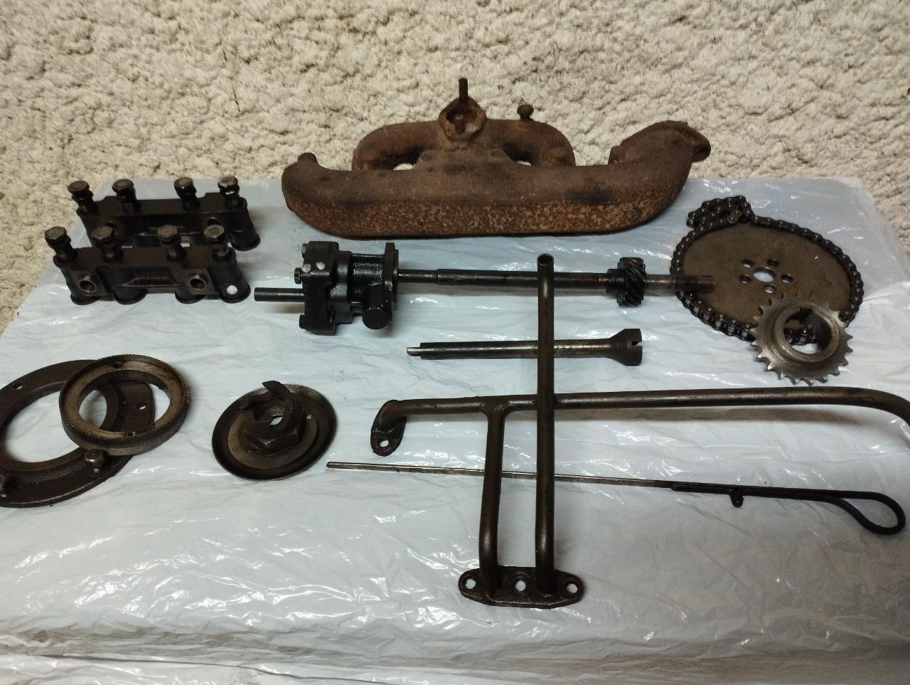 Lot de pièces PEUGEOT 201 LesAnciennes.com