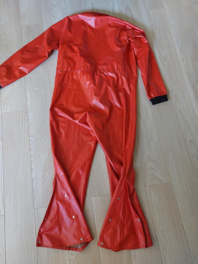 Surcombinaison orange vintage LesAnciennes.com