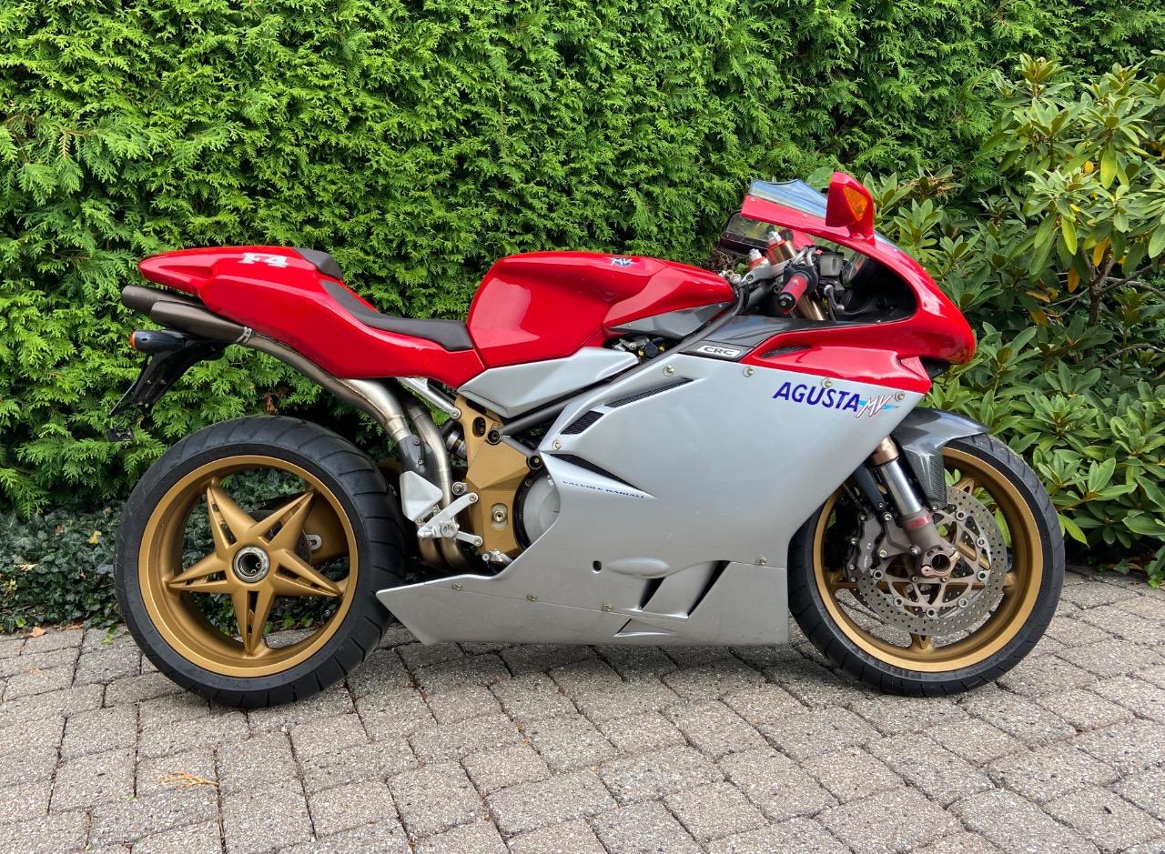 MV AGUSTA F4 Oro # 144 of 300 - 1999 LesAnciennes.com