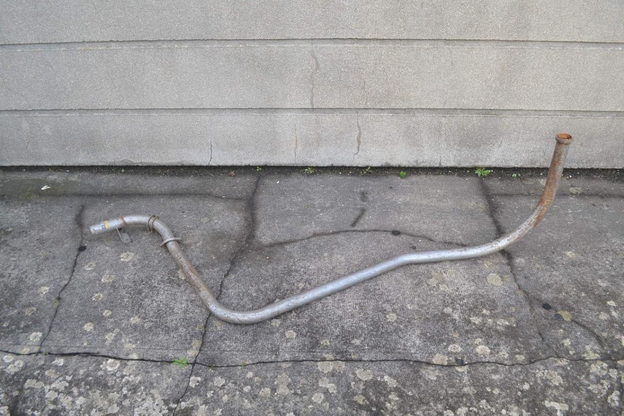 Tuyau AV PEUGEOT J7 1968/1970, neuf LesAnciennes.com