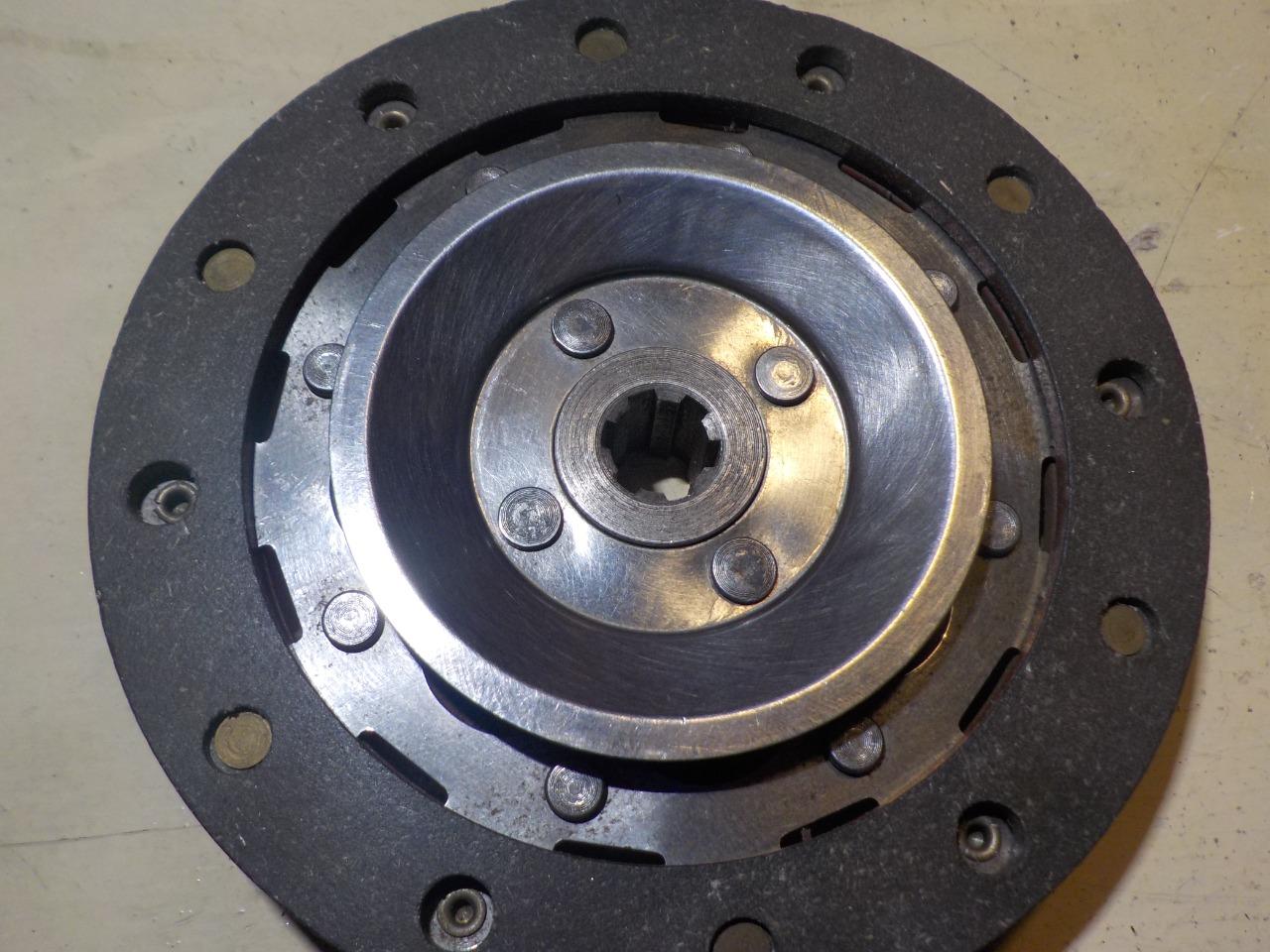 Disque embrayage SIMCA 5 -6*8 FIAT LesAnciennes.com
