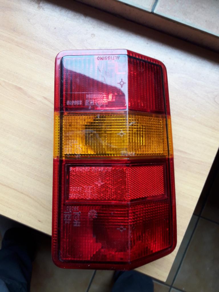 Feux PEUGEOT J 5 LesAnciennes.com