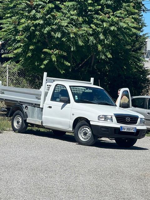 MAZDA B - 2005 LesAnciennes.com