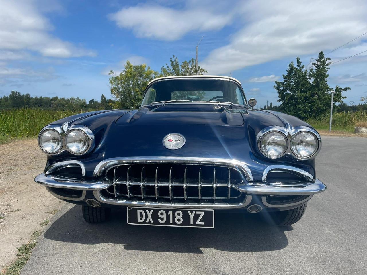 CHEVROLET Corvette C1 cabriolet - 1958 LesAnciennes.com