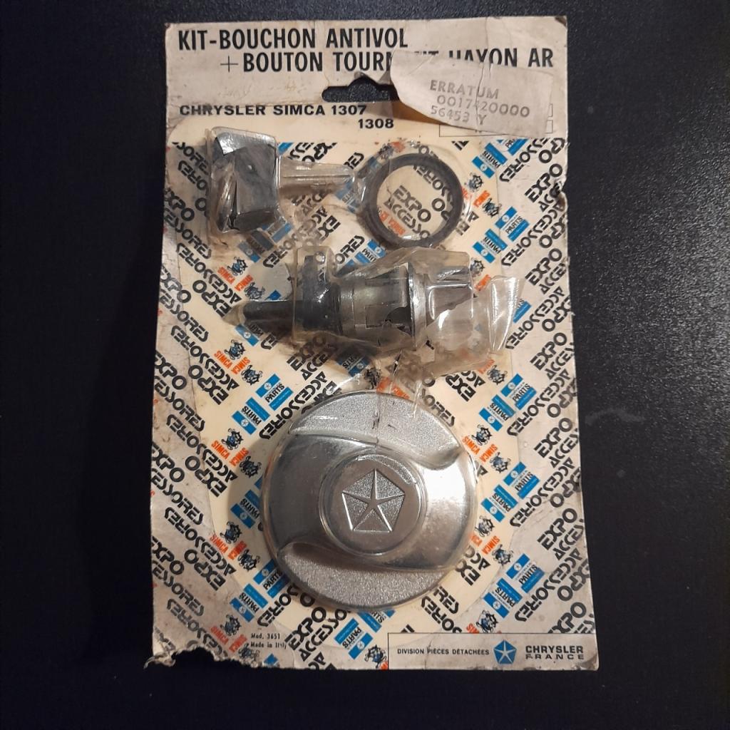SIMCA 1307 1308 kit serrure et bouchon a clé neuf LesAnciennes.com