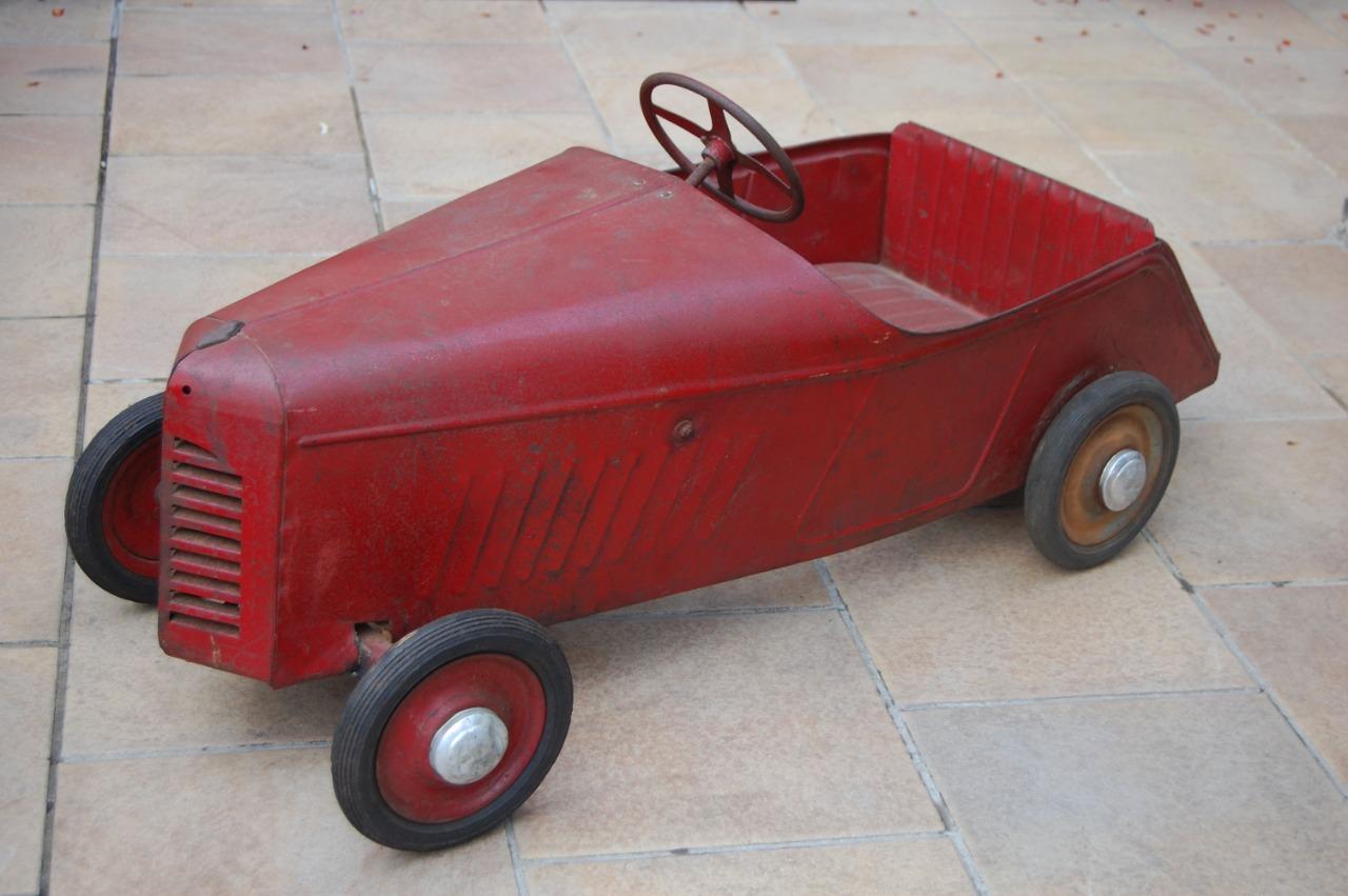 Ancienne voiture à pédales eureka 1948 LesAnciennes.com