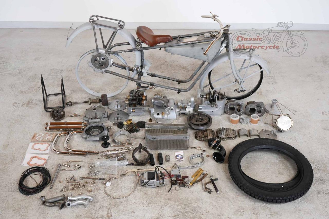 BMW R42 - 1926 LesAnciennes.com