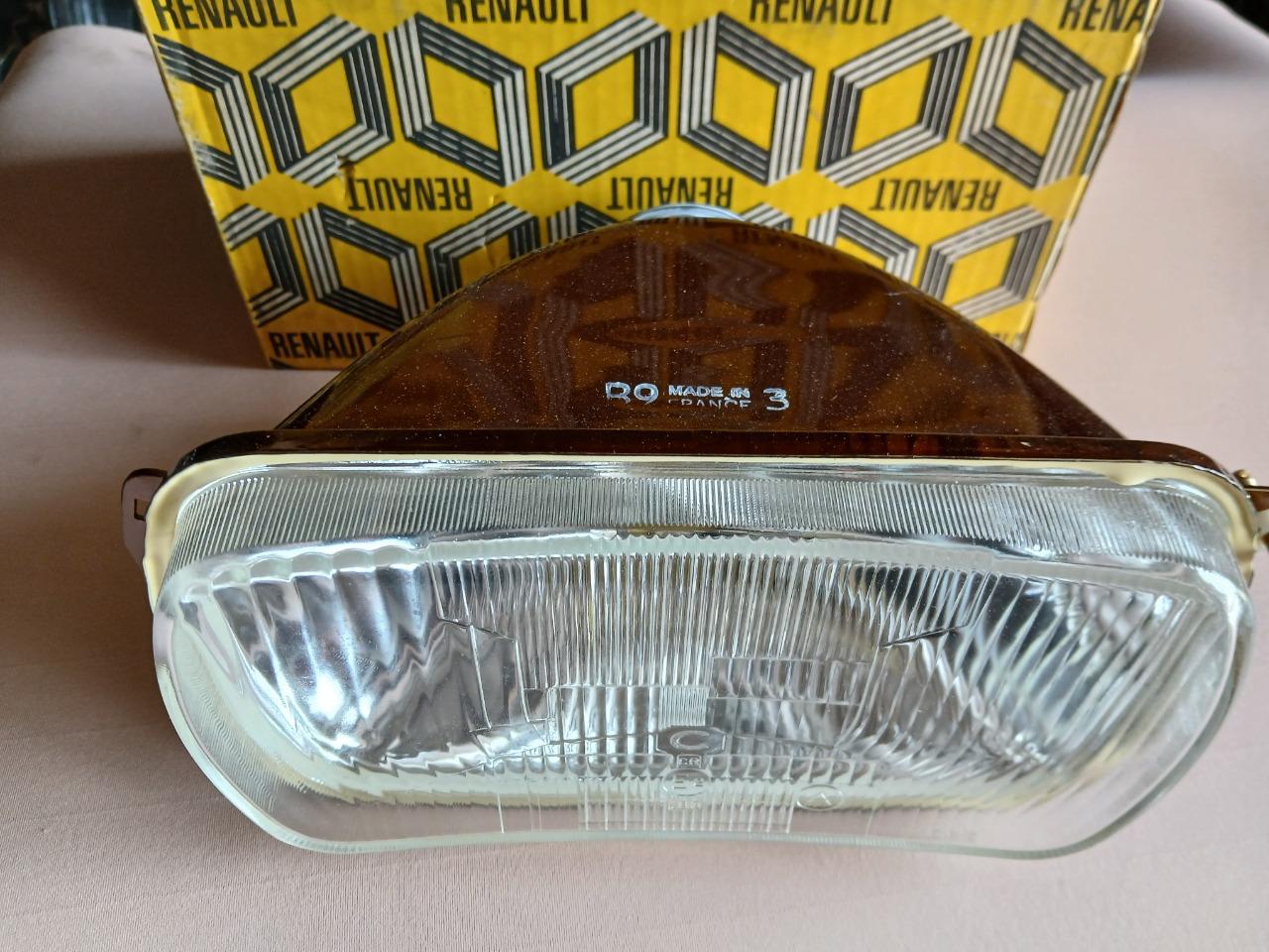 Optique RENAULT 12 (R12) LesAnciennes.com