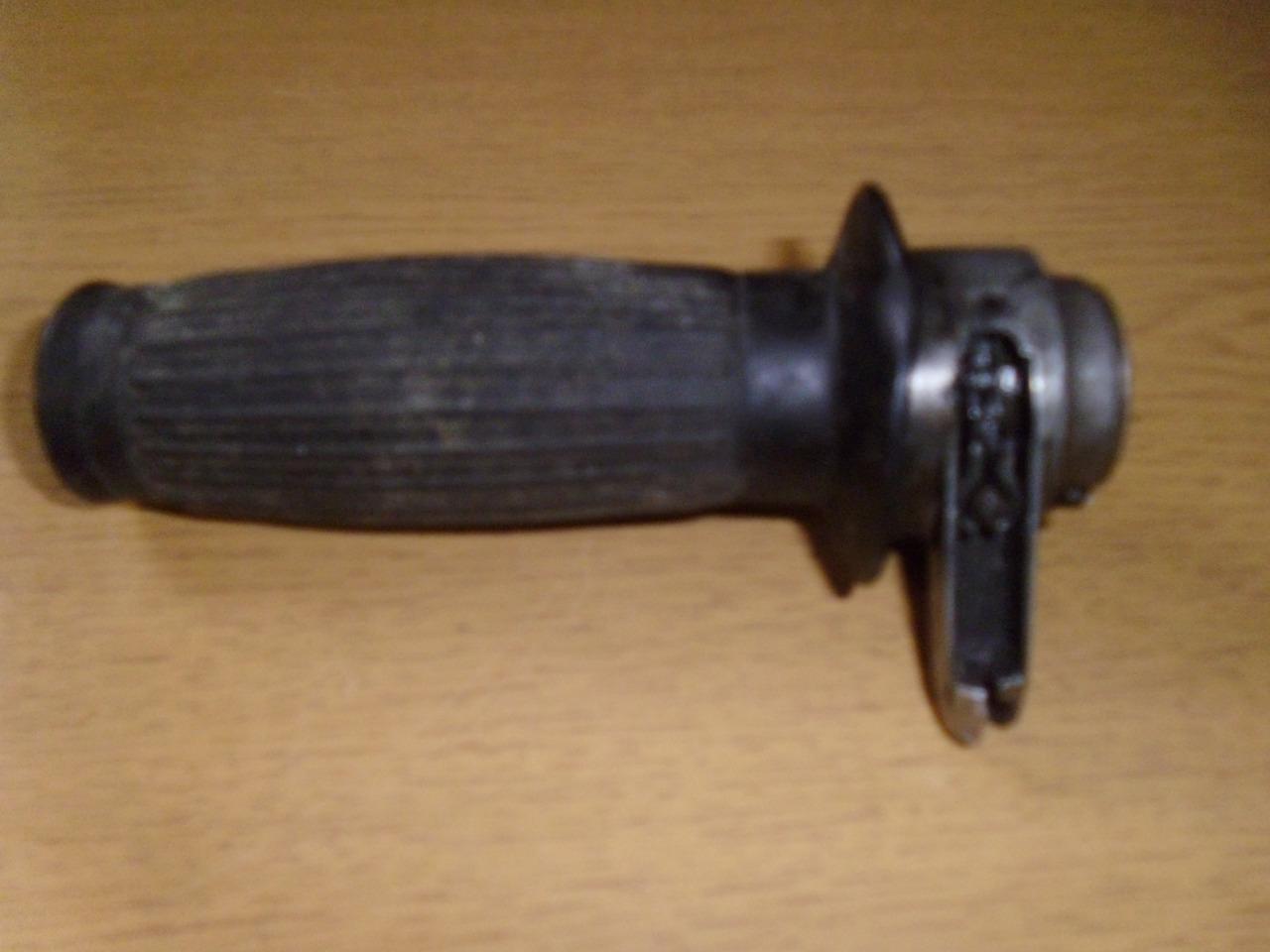 Poignée DUCATI 250 GT LesAnciennes.com