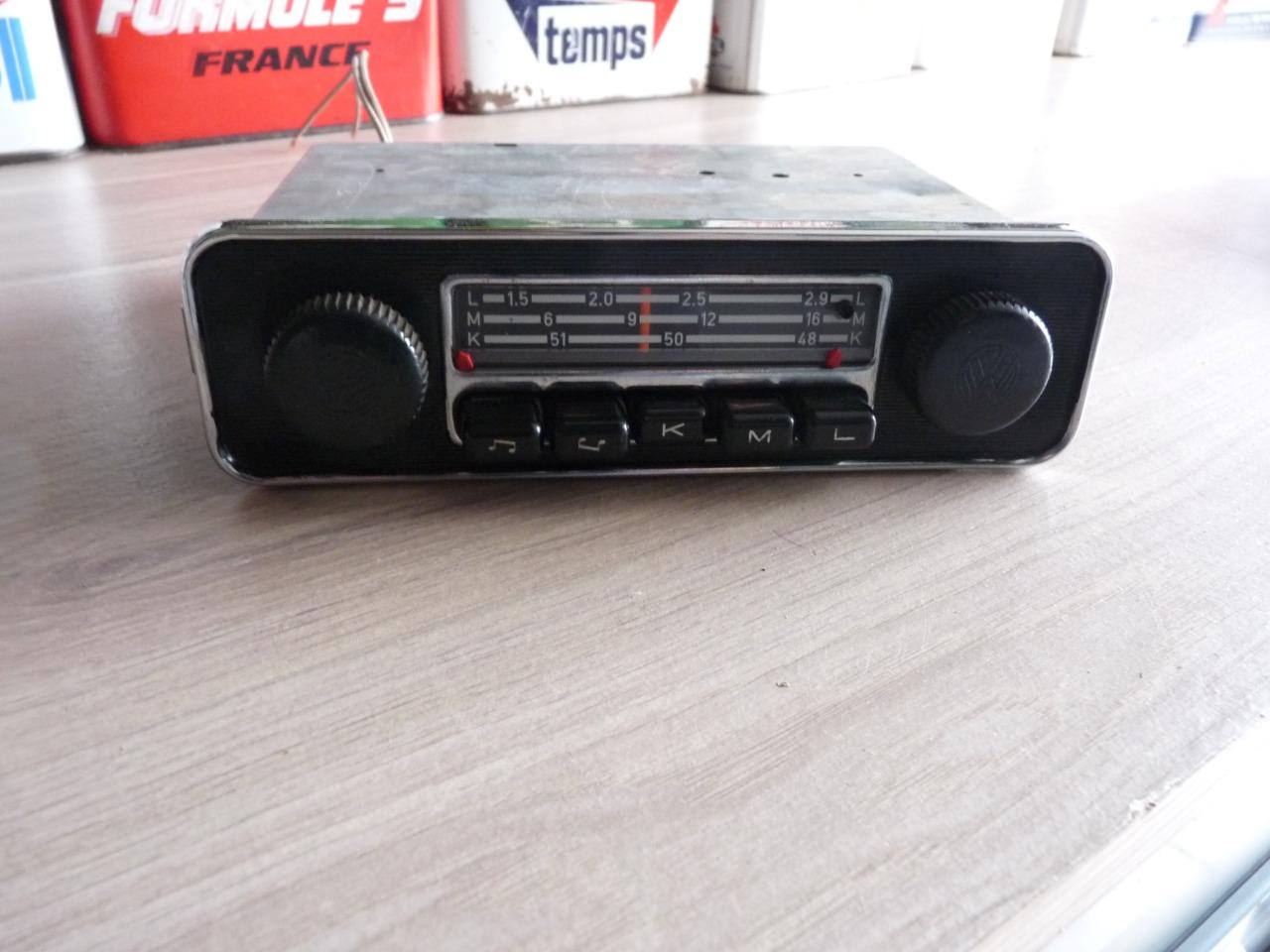 Autoradio d'origine VW 1302 LesAnciennes.com