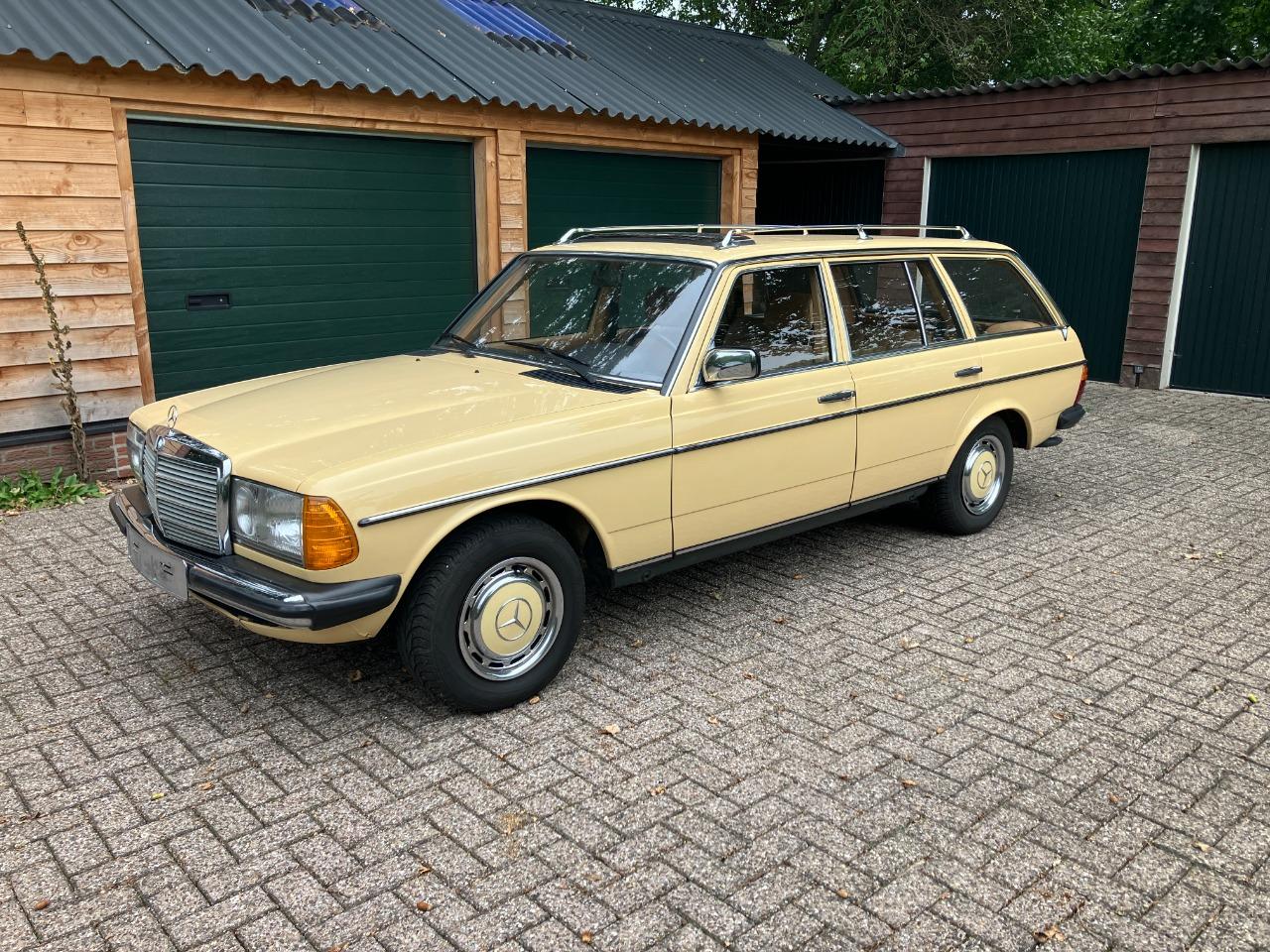 MERCEDES 230 E 230 TE - 1984 LesAnciennes.com