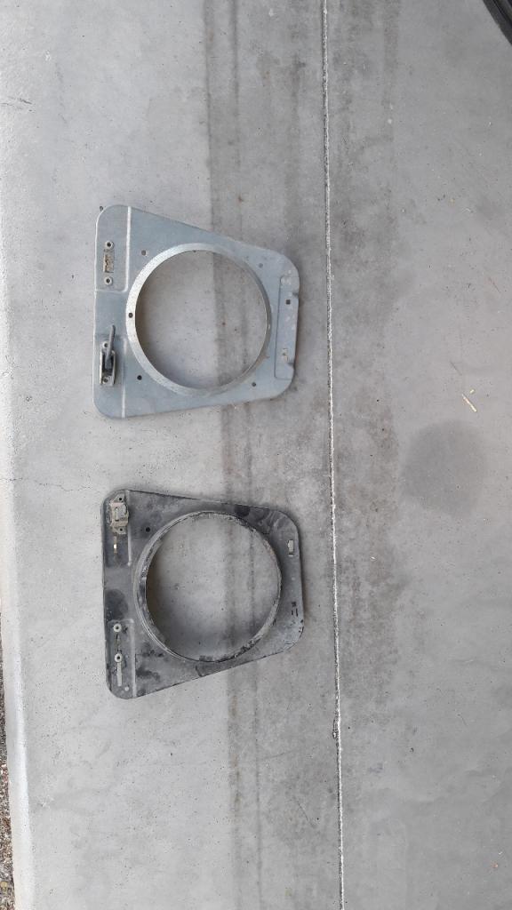 Supports RENAULT 6 (R6) toutes LesAnciennes.com