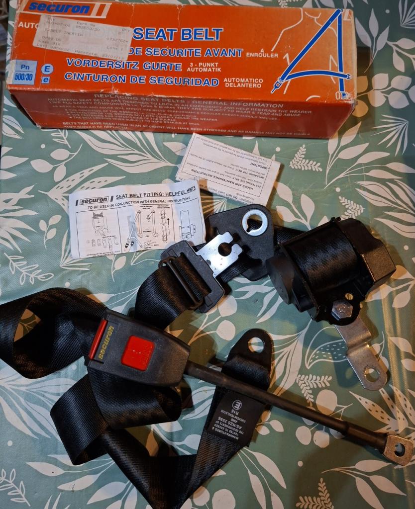 Ceintures AUSTIN Mini mini ou autres LesAnciennes.com