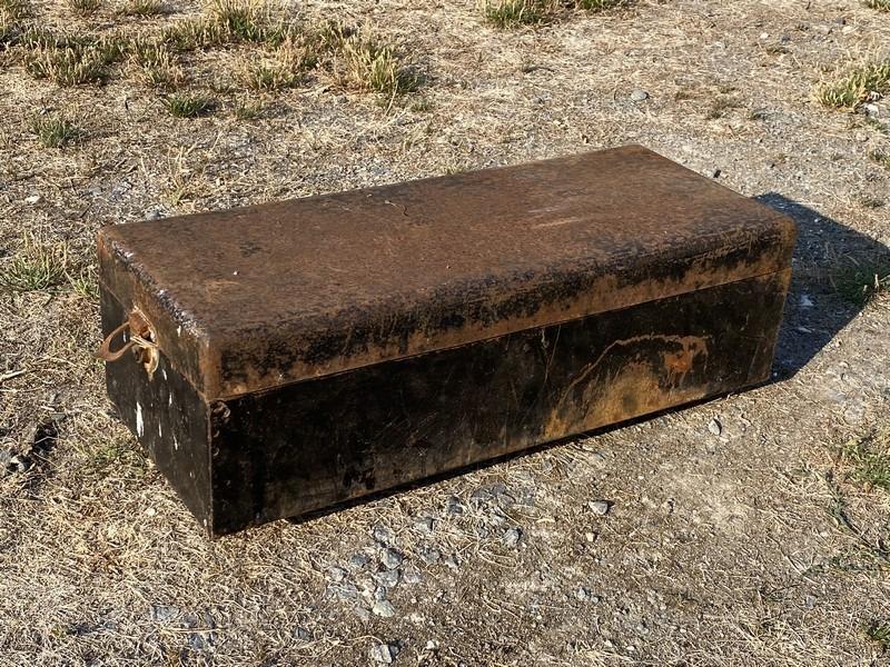 Coffre marchepied Citroen Chenard Delage Hotchkiss LesAnciennes.com