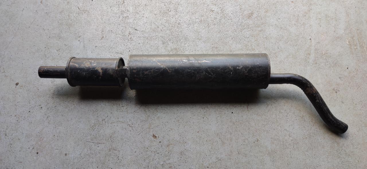 Silencieux échappement PEUGEOT J7 LesAnciennes.com