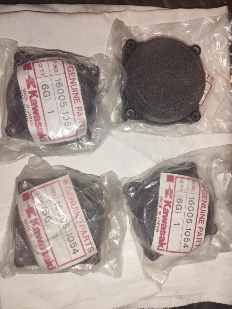 Chapeaux de carburateur KAWASAKI Divers LesAnciennes.com