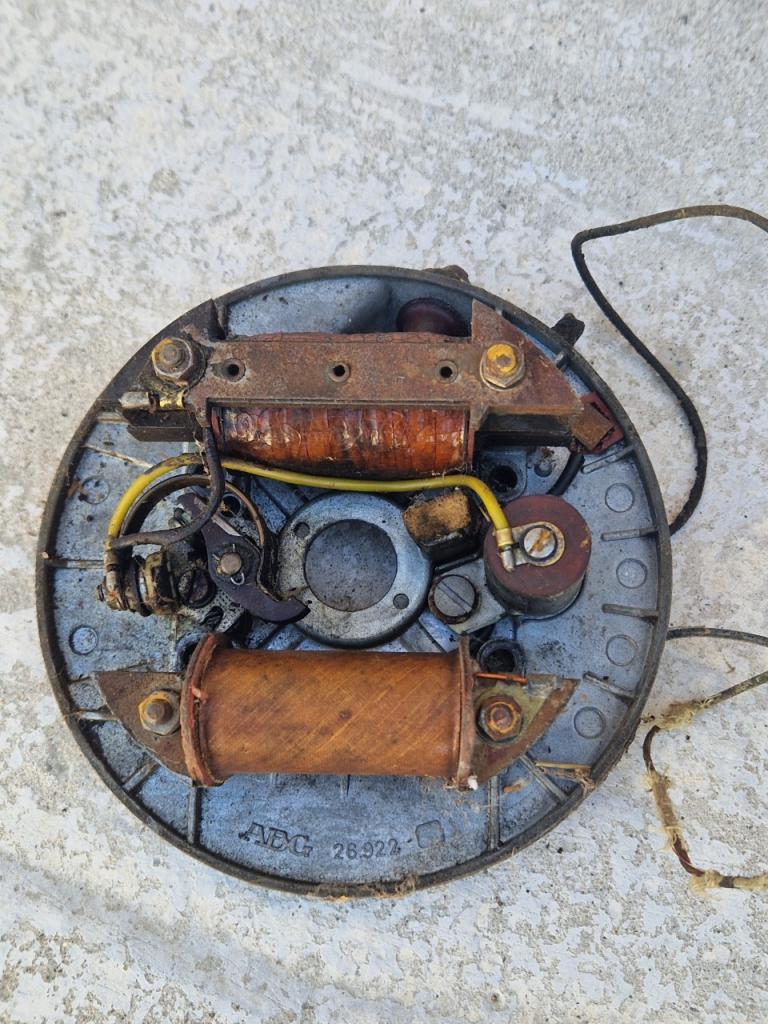 Stator allumage PEUGEOT 57 TC LesAnciennes.com