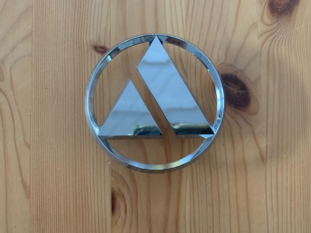 Logo calandre neuf AUTOBIANCHI LesAnciennes.com