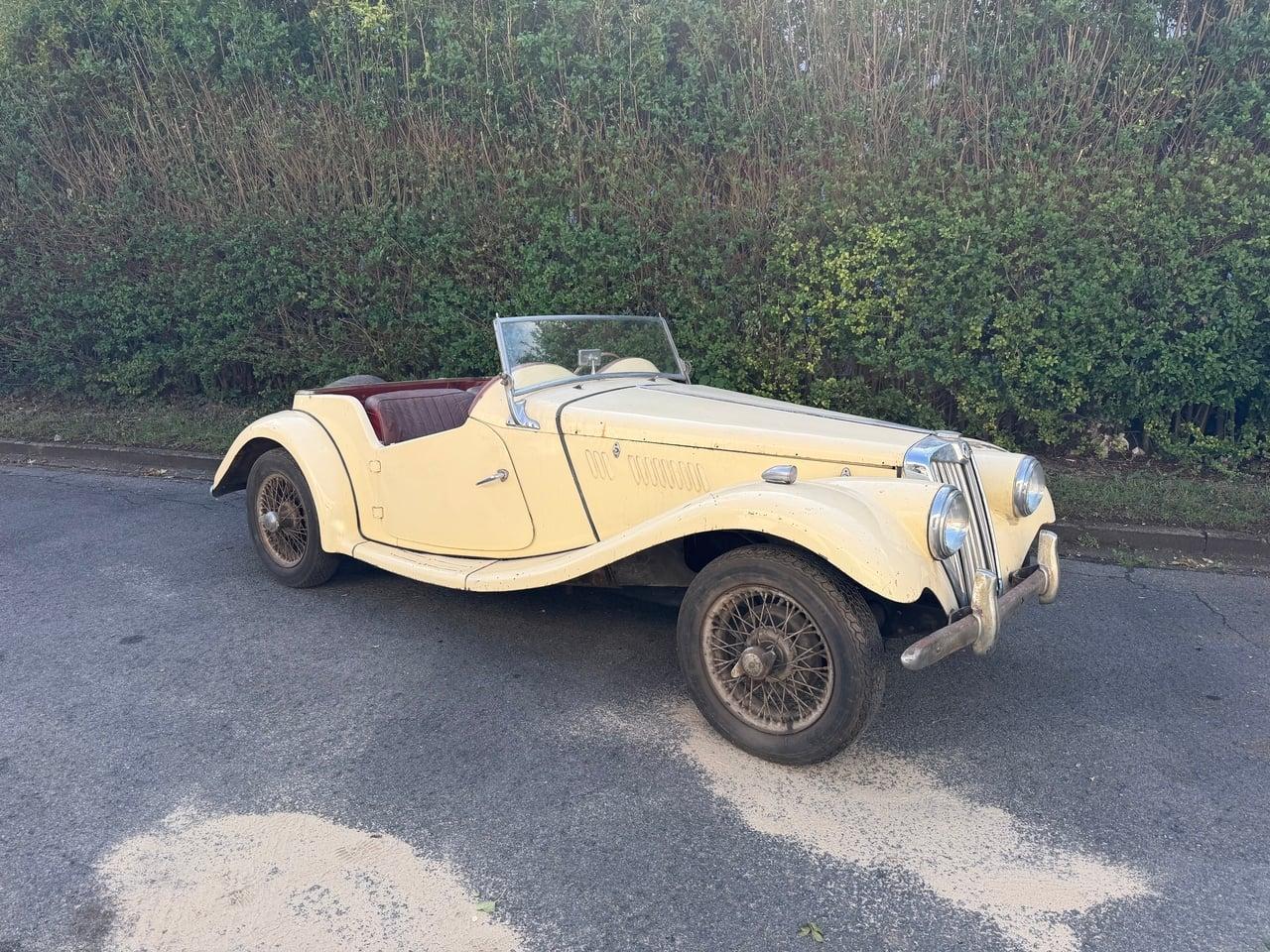 1954 MG TF 1250cc LesAnciennes.com