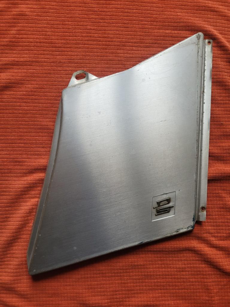 Custode AR CITROEN DS LesAnciennes.com