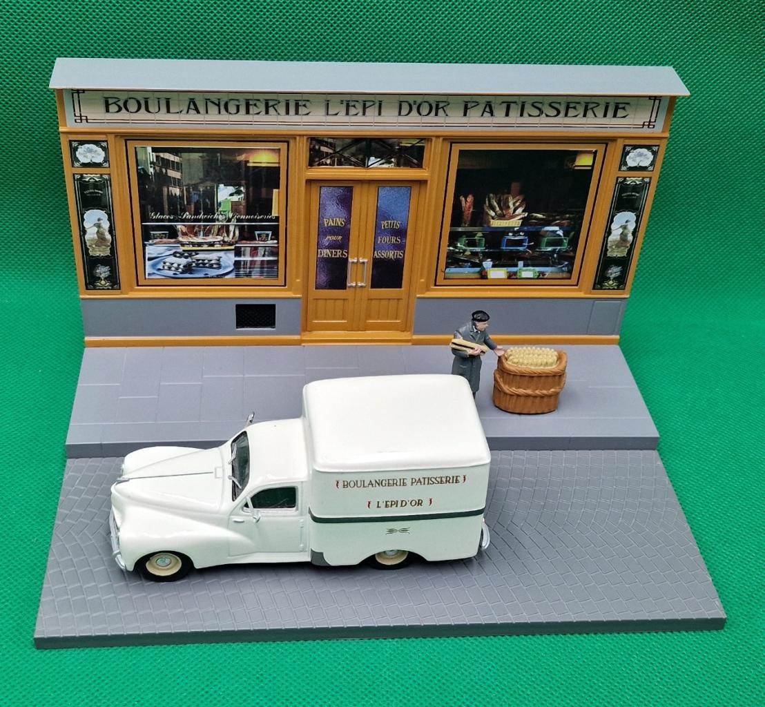 Peugeot 203 Fourgonnette + diaporama LesAnciennes.com