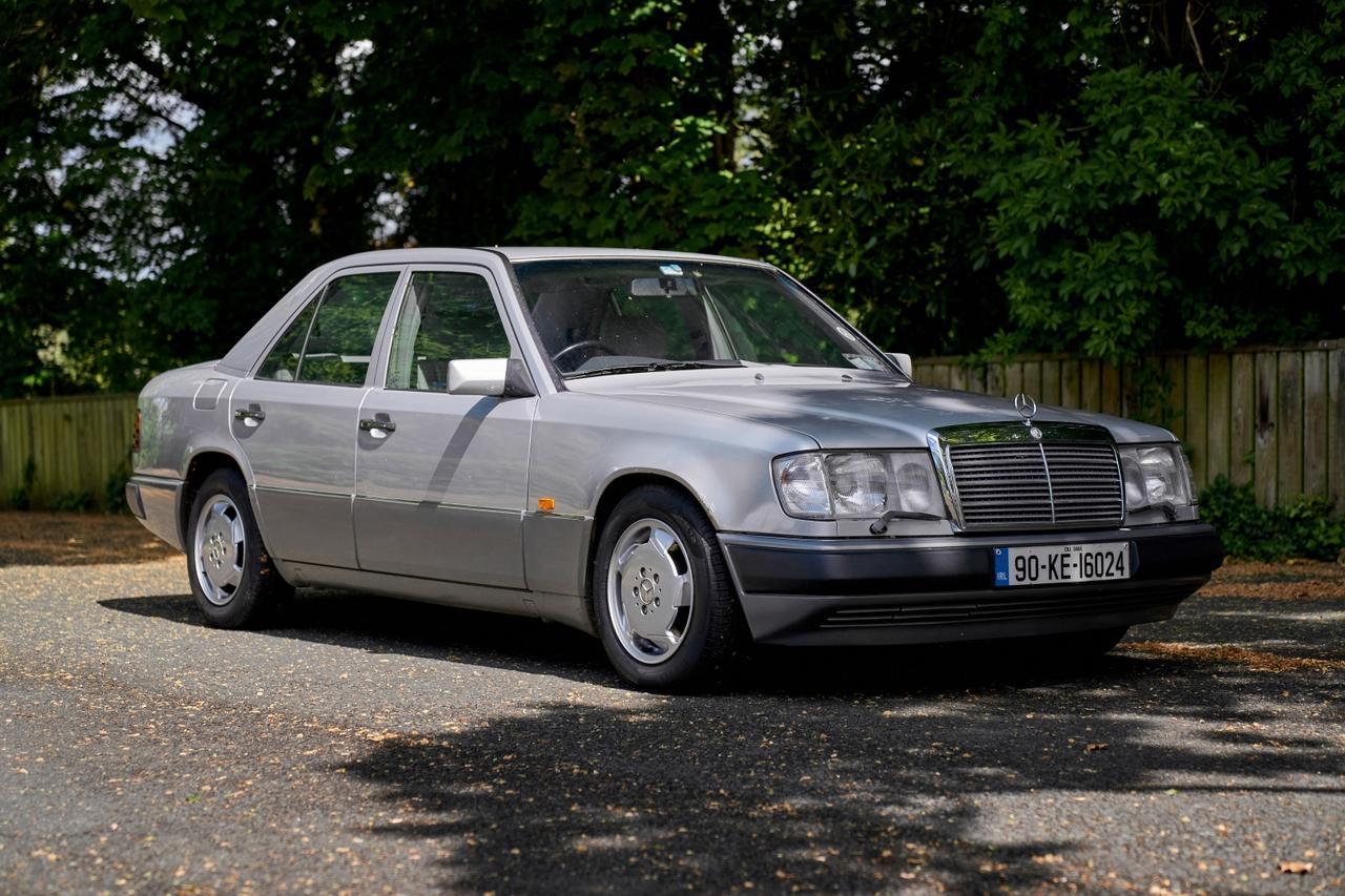 1990 Mercedes-Benz E300 Turbo Technics W124 LesAnciennes.com
