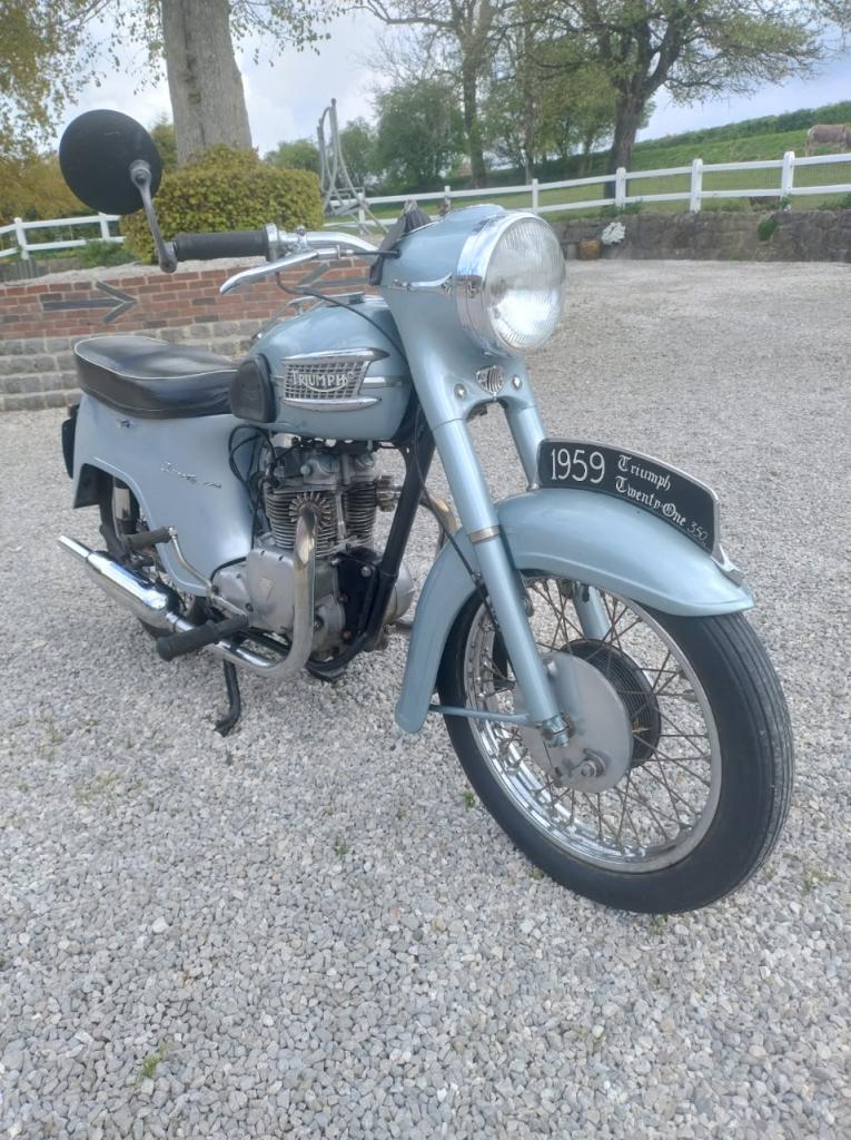 TRIUMPH 350 TA bathtub Bathtub - 1959 LesAnciennes.com