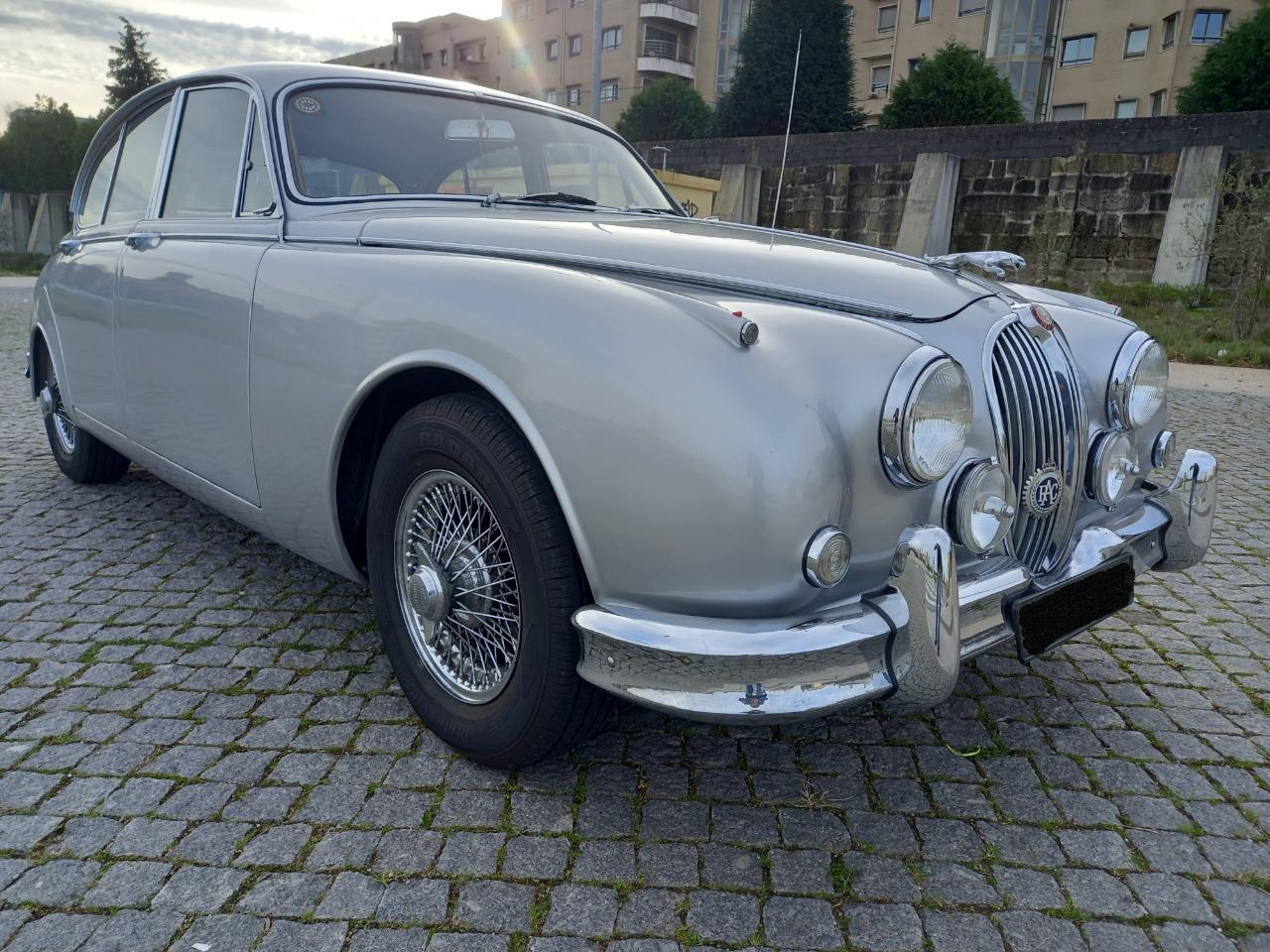 JAGUAR MK2 3.8 - 1961 LesAnciennes.com