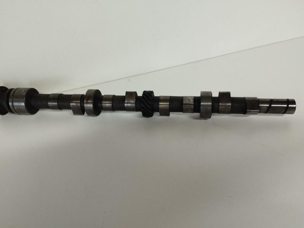 Arbre à cames de PEUGEOT 201 301 LesAnciennes.com