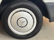 image_9-MERCEDES 230 E CONFORT - 1985