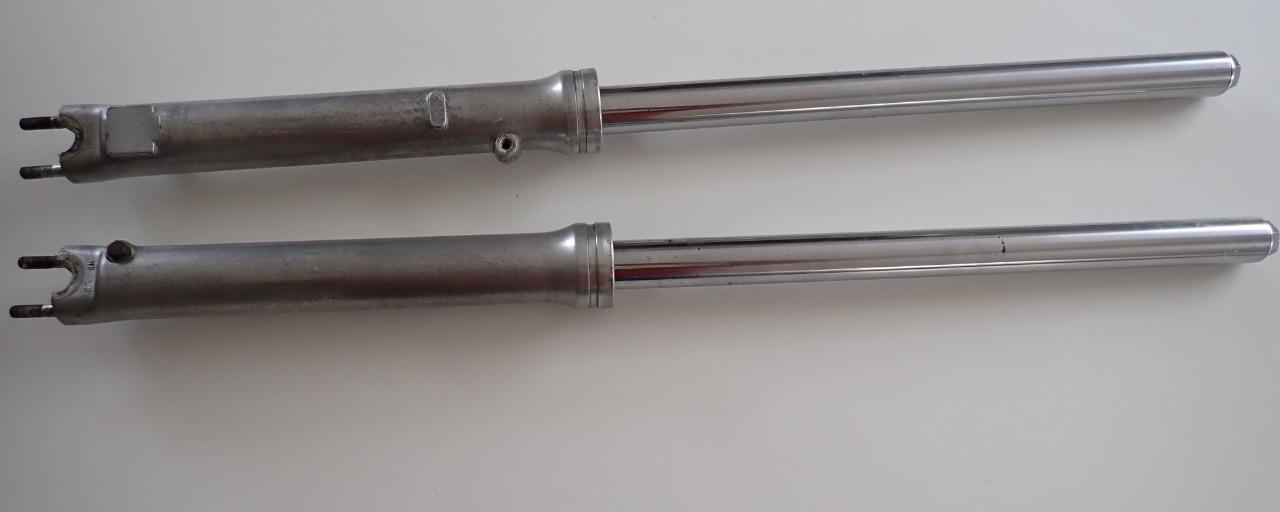 Tubes et fourreaux KAWASAKI 125 KE 1975 KE LesAnciennes.com