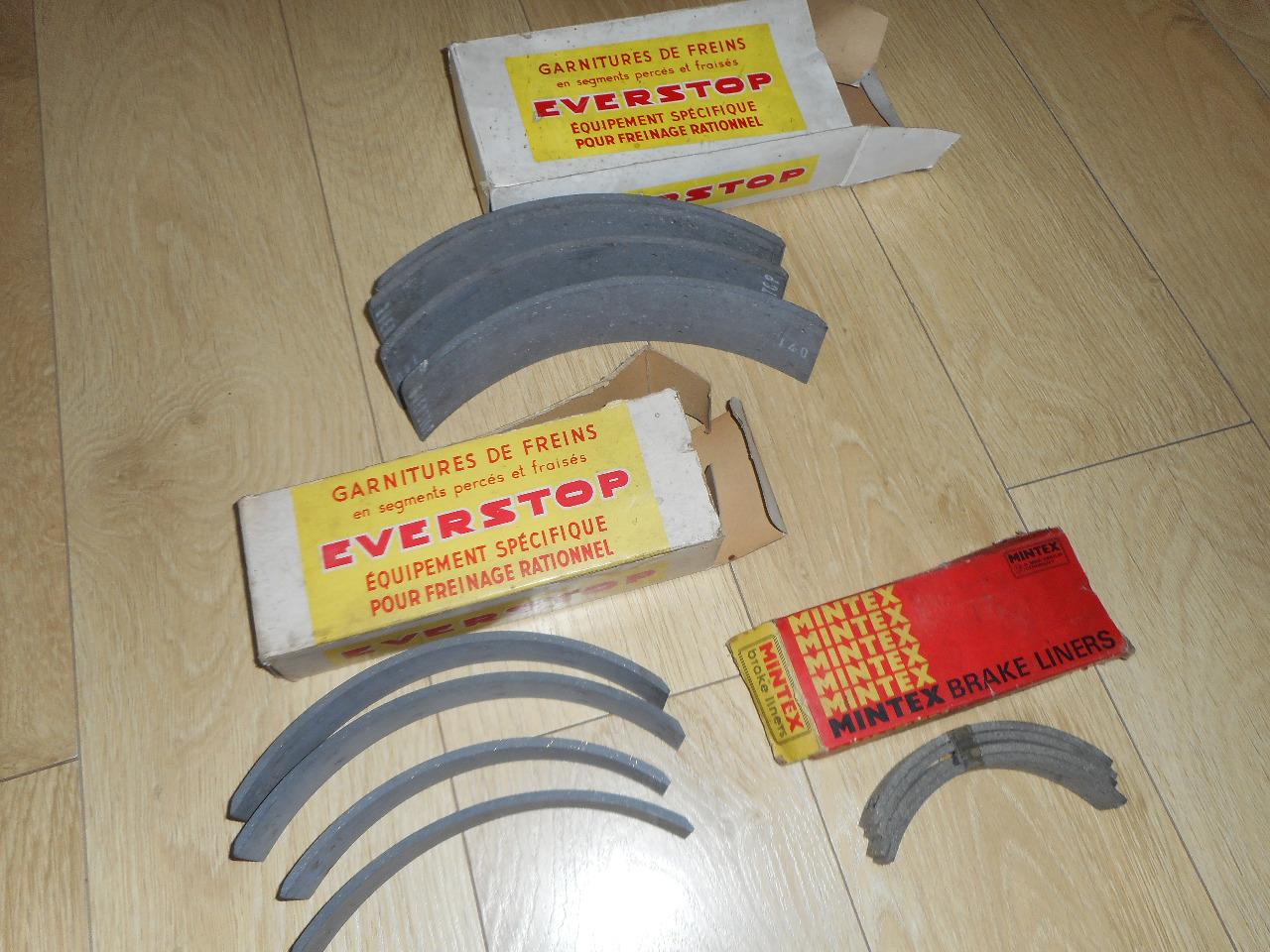 Lot de pièces DIVERS LesAnciennes.com