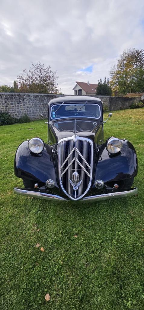 CITROEN Traction 15/6 D - 1949 LesAnciennes.com