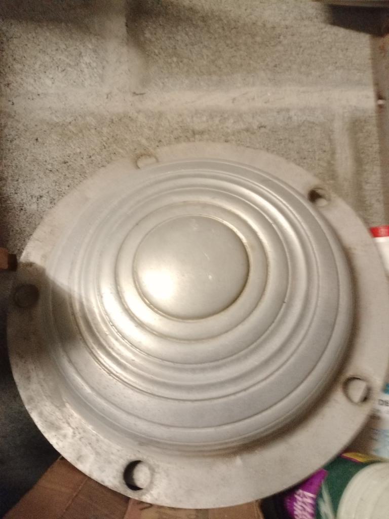 Pièces RENAULT Dauphine LesAnciennes.com