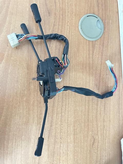 Commodo de phares pour Ferrari 512 TR LesAnciennes.com