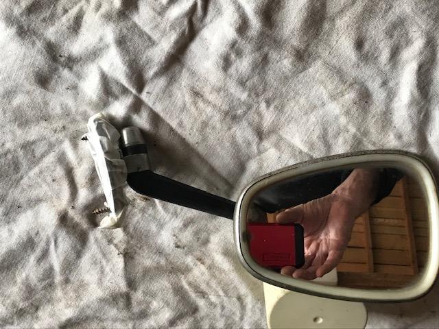 Rétroviseur RENAULT 4CV berline LesAnciennes.com