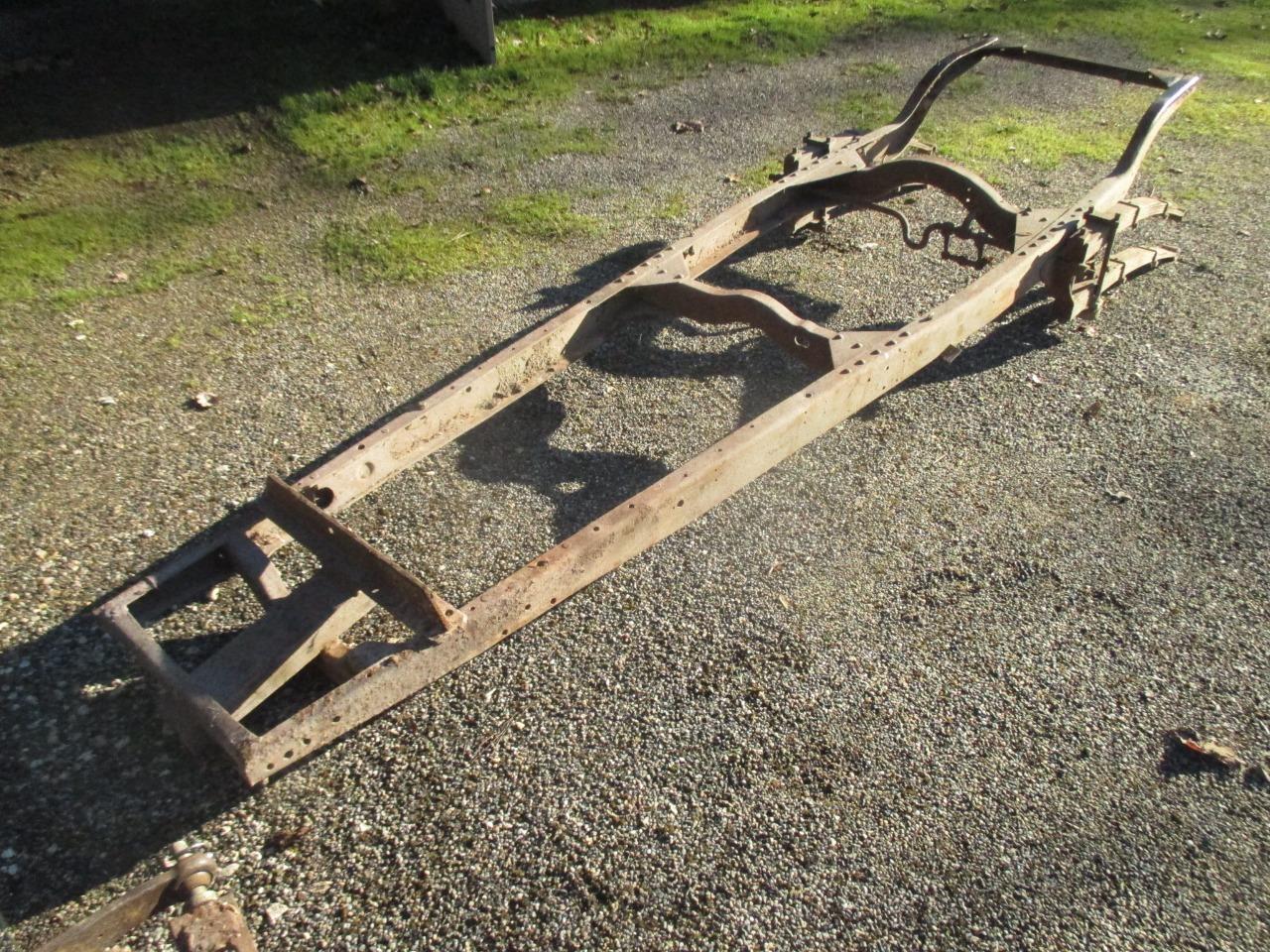 Pièces CITROEN B2 Châssis et lames de ressort LesAnciennes.com