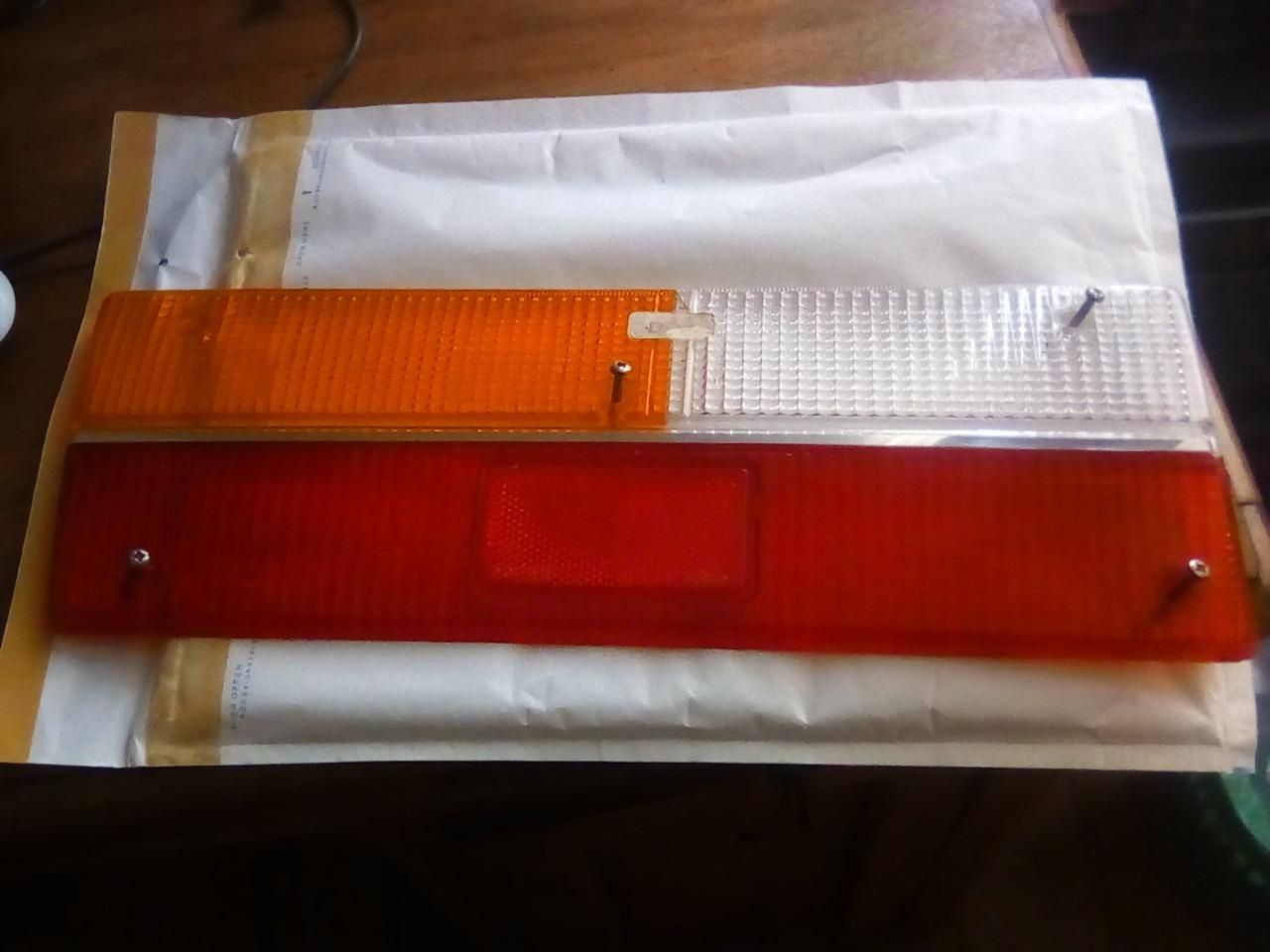 Pièces RENAULT 30 (R30) berlin LesAnciennes.com