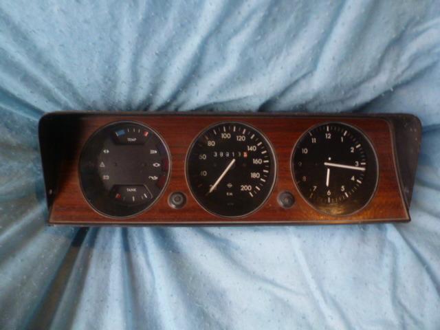 OPEL Rekord 1972/77:instruments ,compteur+montre LesAnciennes.com