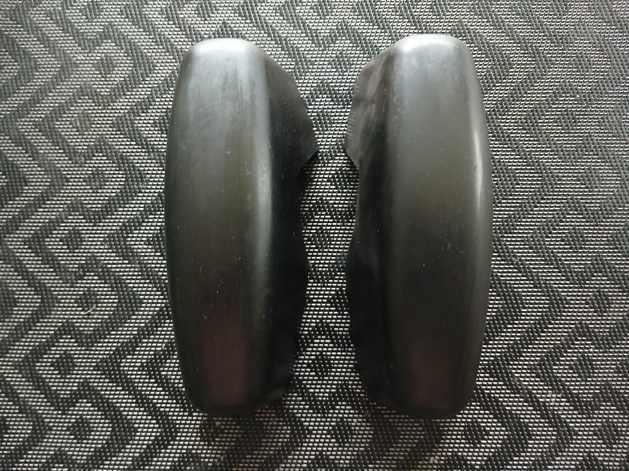 Butoirs de pare chocs SIMCA 1100 série 2 LesAnciennes.com