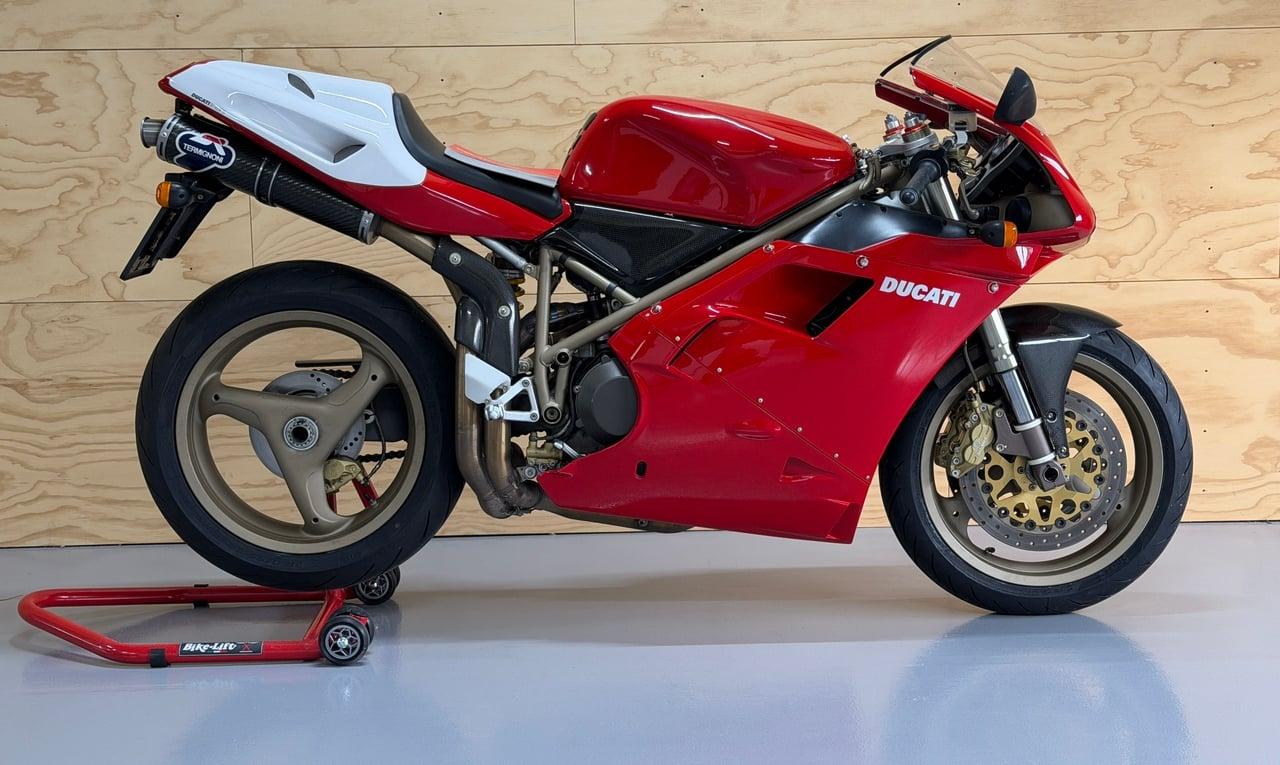 1998 Ducati 916 SPS LesAnciennes.com