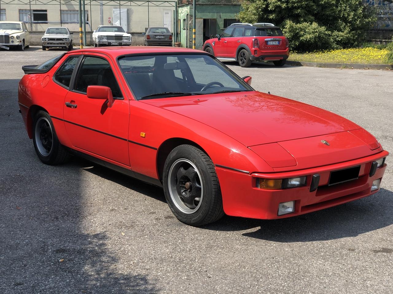 1982 Porsche 924 LHD LesAnciennes.com