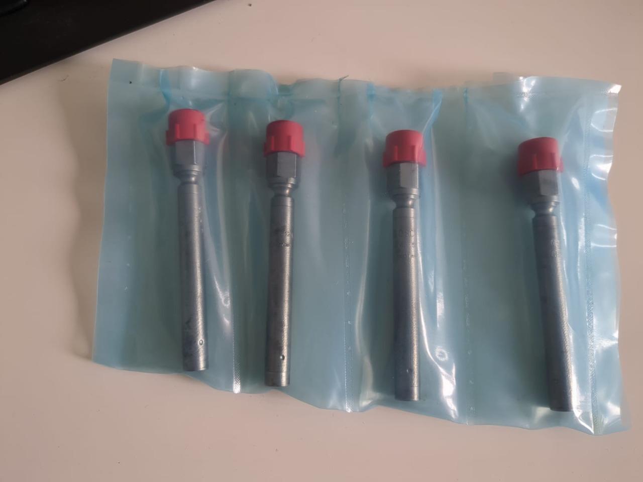 Injecteurs BOSCH 0437502012 LesAnciennes.com